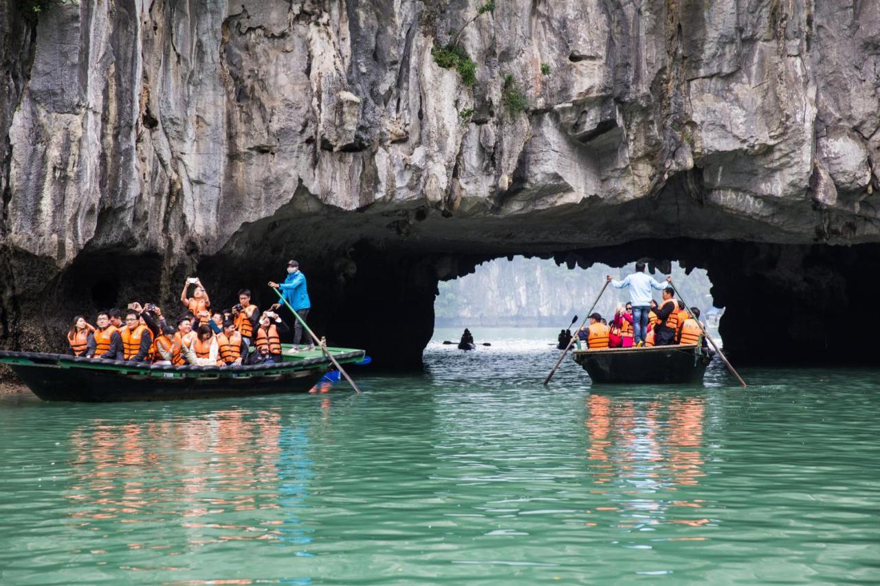 Syrena Cruises Hotell Ha Long Exteriör bild