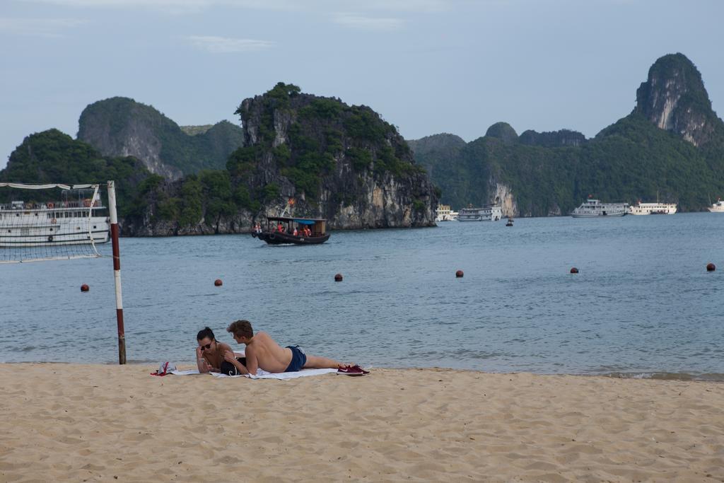 Syrena Cruises Hotell Ha Long Exteriör bild