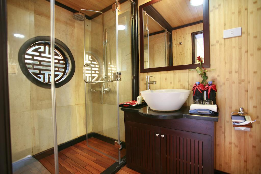 Syrena Cruises Hotell Ha Long Rum bild