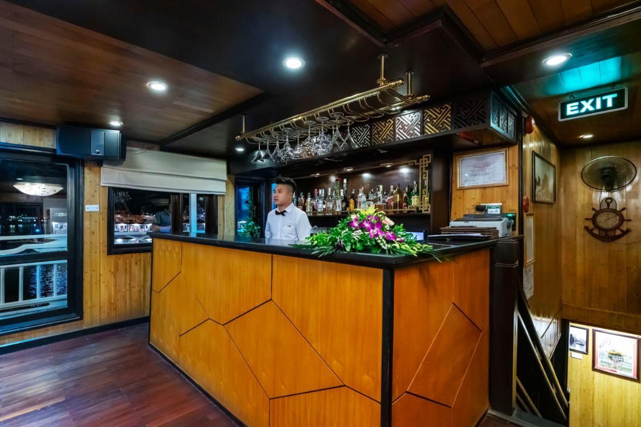 Syrena Cruises Hotell Ha Long Exteriör bild