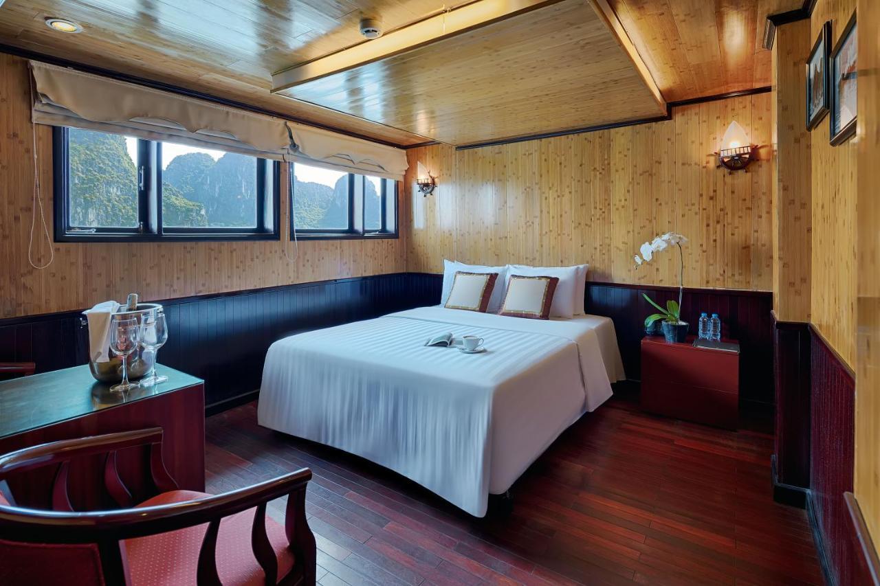 Syrena Cruises Hotell Ha Long Exteriör bild