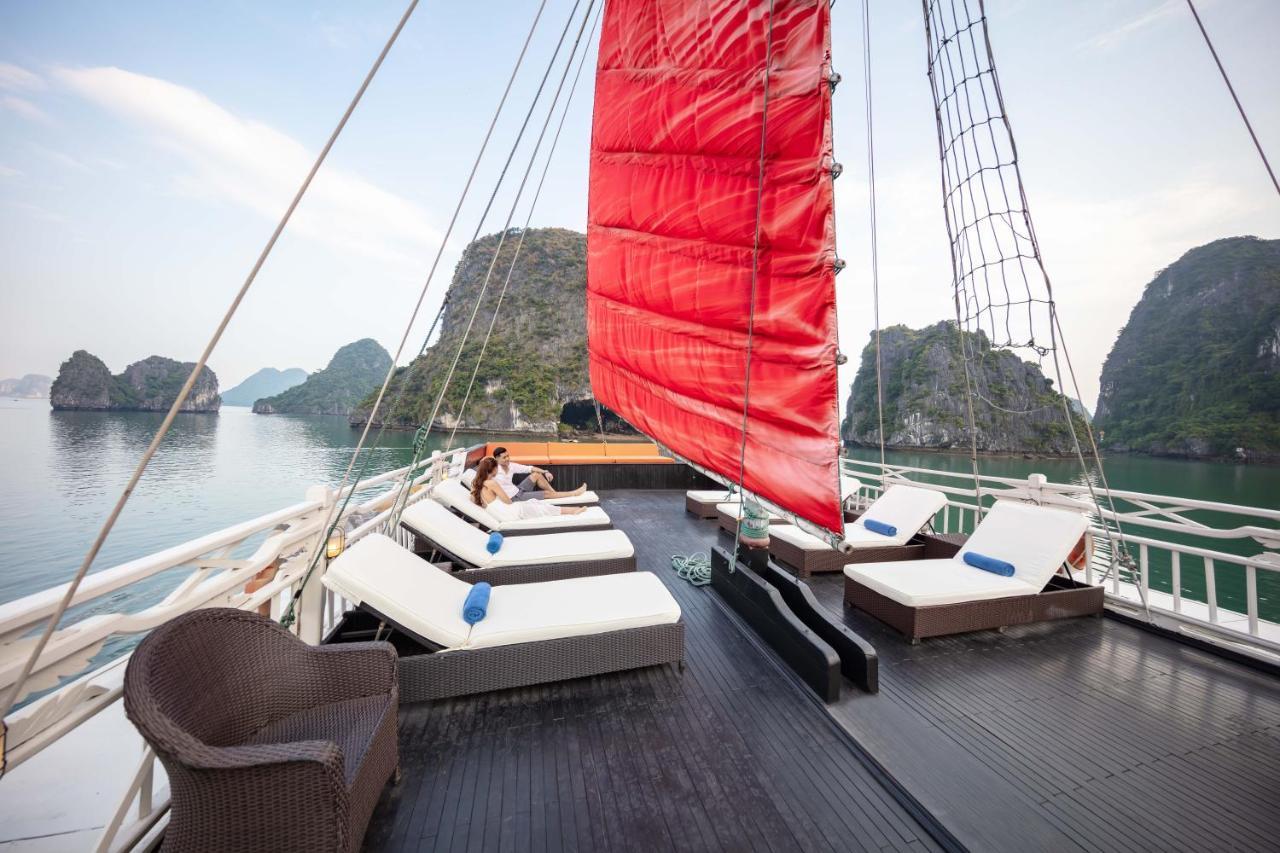 Syrena Cruises Hotell Ha Long Exteriör bild