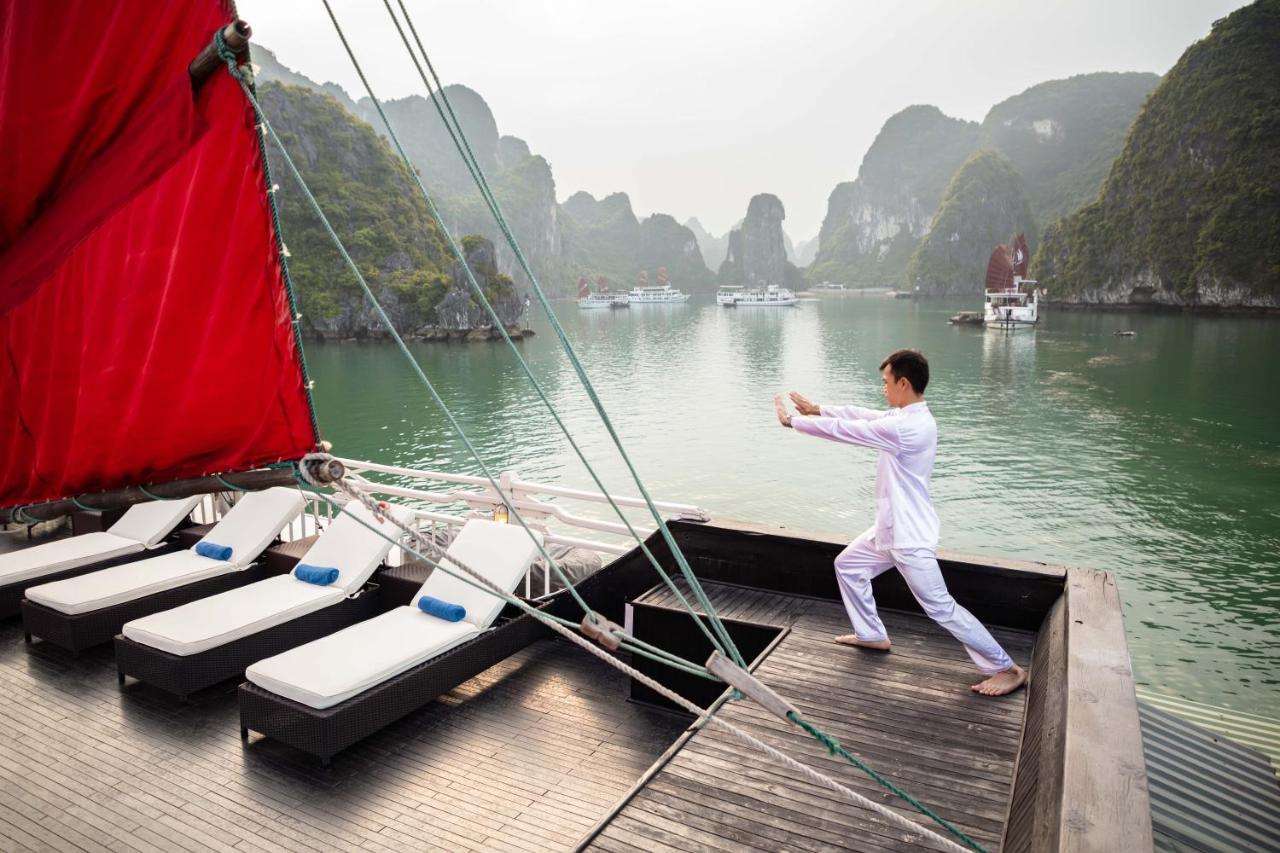 Syrena Cruises Hotell Ha Long Exteriör bild